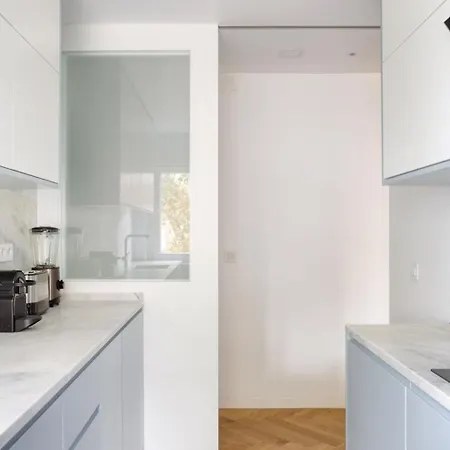 King Deluxe With Ac Apartment *